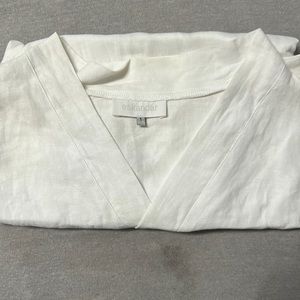 Eskandar V Neck size 1